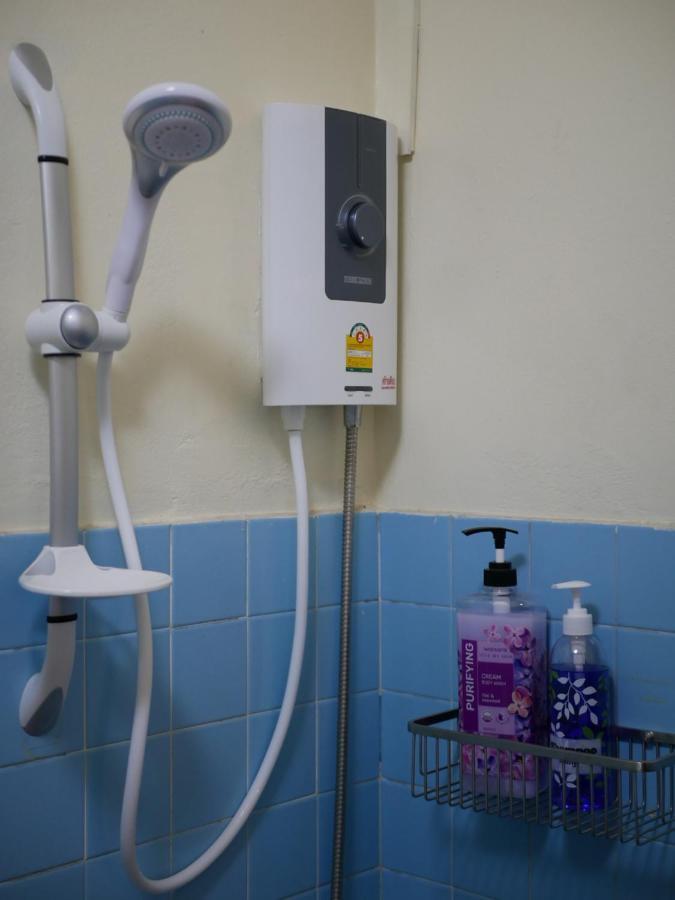 Bed Dee Time Hostel 曼谷 外观 照片